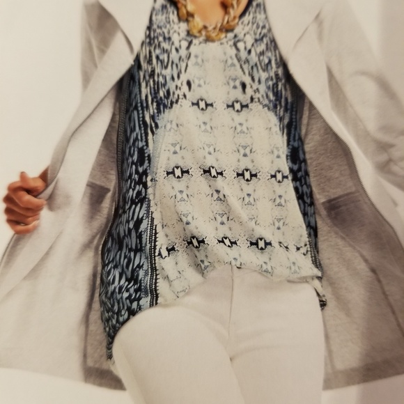 CAbi Tops - Cabi mix print tunic